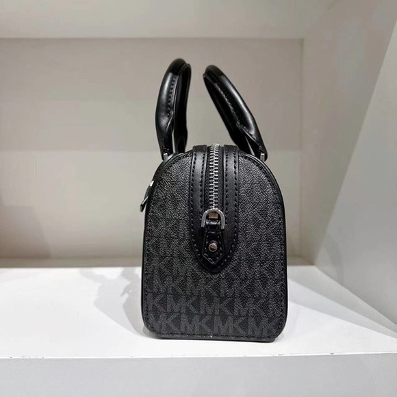 Michael Kors 35S2STFC0B Travel XS Duffle Crossbody Bag in Signature Black - Picture 3 of 6